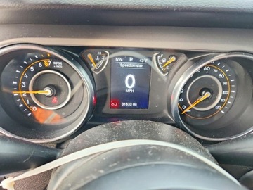 Jeep Wrangler IV 2022 Jeep Wrangler Sport 2022 3.6 Benzyna 285KM, zdjęcie 9