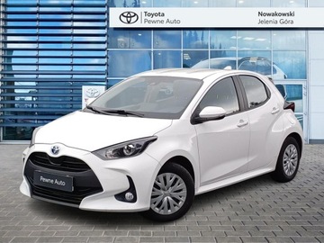 Toyota Yaris IV Hatchback 1.5 Hybrid Dynamic Force 116KM 2023 Toyota Yaris Hybrid 1.5 Comfort IV (2020-) Hybrid