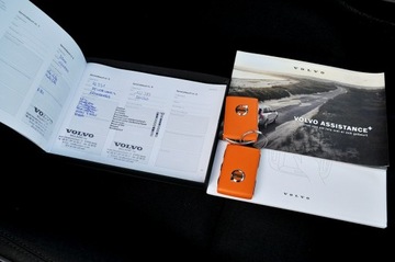 Volvo XC40 Crossover Facelifting 1.5 T2 129KM 2022 Volvo XC 40 1,5 Benzyna 130KM_T2_R Design_Full, zdjęcie 26