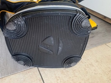 Torba do golfa TAYLOR MADE RBZ Stage 2 kaptur