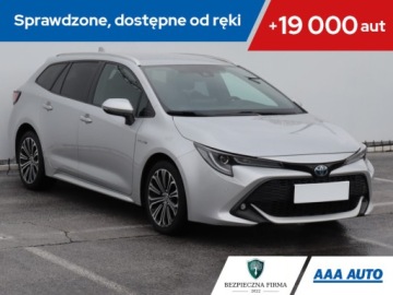 Toyota Corolla XII 2019 Toyota Corolla 2.0 Hybrid, Salon Polska