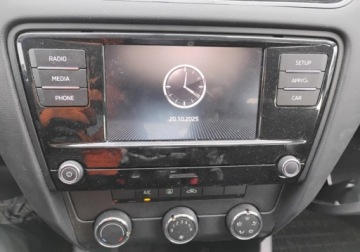 Skoda Octavia III Liftback Facelifting 1.5 TSI ACT 150KM 2019 Skoda Octavia 2019r, 1.5 Benzyna. SALON POLSKA. Uszkodzony prawy przod. Pa, zdjęcie 12