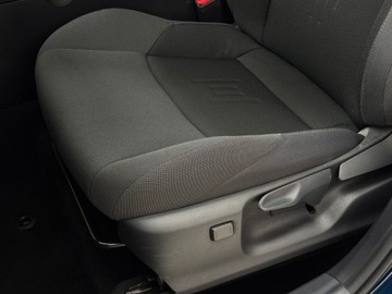 Toyota C-HR II SUV 1.8 Hybrid 140KM 2024 Toyota C-HR Style / 1 właściciel / Salon Polska /, zdjęcie 9