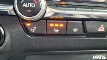 Mazda 3 IV Sedan 2.0 Skyactiv-G 122KM 2019 Mazda 3 2.0BENZ manual Navi kamera head up podgrz kierownica 2.0 Benzyna, zdjęcie 9