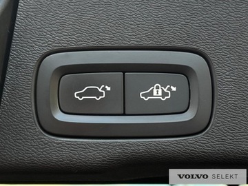 Volvo XC60 II 2021 Volvo XC 60 SalonPL B5B AWD RDesign High Beam BLIS, zdjęcie 30