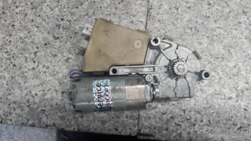 8362364 MOTOREK STŘEŠNÍHO OKNA BMW E36