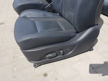 HYUNDAI I40 11-14R KOMBI SEDADLA KOŽENÝ POHOVKA