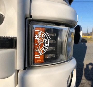 Наклейка SCANIA на фонарь, белый тюнинг ТИР СУПЕР!