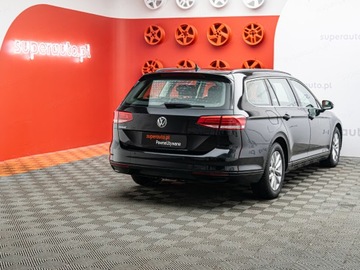 Volkswagen Passat B8 Variant 2.0 TDI BlueMotion SCR 150KM 2019 VOLKSWAGEN Passat 2.0 TDI Comfortline Combi 150KM 2019, zdjęcie 4