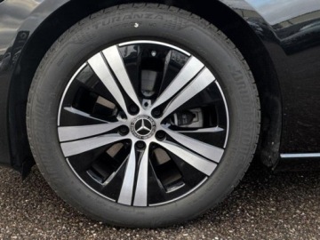 Mercedes Klasa C W206 Limuzyna 1.5 180 170KM 2025 MERCEDES-BENZ C Klasa 180 Avantgarde 1.5 (170KM) 2025, zdjęcie 11