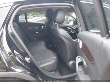 Mercedes GLC C253 2017 Mercedes-Benz GLC 2017 r., 2,0L 300 COUPE 4MATIC 2.0 Benzyna 241KM, zdjęcie 10
