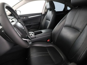 Honda Civic X Sedan 4d 1.5 VTEC Turbo 182KM 2017 Honda Civic Executive automat skóra navi kamera, zdjęcie 12