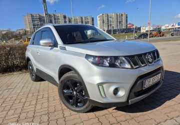 Suzuki Vitara III SUV 1.4 BOOSTERJET 140KM 2016 Suzuki Vitara 1.4 140KM BoosterJet Premium Bezwypadkowa, zdjęcie 23