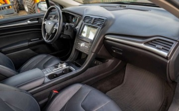 Ford Mondeo V 2017 Ford Mondeo Ford Mondeo VIII 2.0 Hybryda Plug-in 186KM 2.0 Hybryda Plug-in, zdjęcie 10