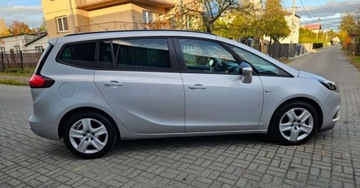 Opel Zafira C Tourer Facelifting 1.4 Turbo 140KM 2017 Opel Zafira 7-osob Navigacja Grzane Fotele i Kierownica Klimatronic 2017, zdjęcie 11