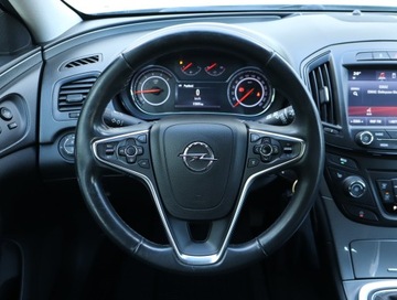 Opel Insignia I Sports Tourer Facelifting 2.0 CDTI ECOFLEX 140KM 2015 Opel Insignia 2.0 CDTI, Navi, Xenon, Bi-Xenon, zdjęcie 16