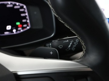 Seat Leon IV Sportstourer 1.5 eTSI (MHEV) 150KM 2021 Seat Leon DSG virtual cocpit navi LED czujniki, zdjęcie 31