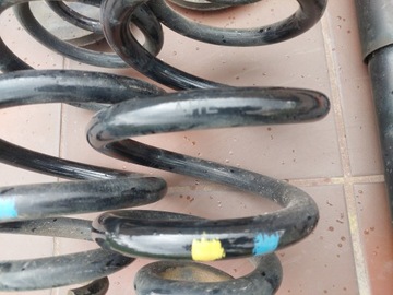 АМОРТИЗАТОР - ПРУЖИНА - ЗАДНИЙ - VW TRANSPORTER T6