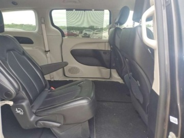 Chrysler Pacifica II 2023 Chrysler Pacifica Touring L 2023 3.6 Benzyna 287KM, zdjęcie 10