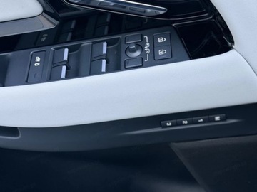 Land Rover Range Rover Evoque II SUV 1.5 160KM 2024 Range Rover Evoque P160 Dynamic SE 1.5 (160KM) 2024, zdjęcie 11