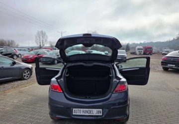 Opel Astra H Hatchback 5d 1.4 TWINPORT ecoFLEX 90KM 2008 Opel Astra Opel Astra GTC 1,4 Ben 90km 1.4 Benzyna 90KM, zdjęcie 25