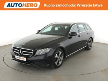Mercedes Klasa E W213 2019 Mercedes E 200 mHEV 4x4 automat full LED