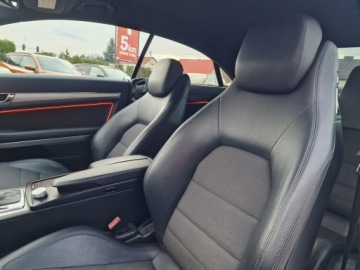 Mercedes Klasa E W212 Coupe 200 CGI BlueEFFICIENCY 184KM 2010 Mercedes E 200 Coupe Avantgarde Automat Kamera Nav, zdjęcie 17