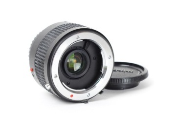 MINOLTA MD 2x ТЕЛЕКОНВЕРТЕР 300-S y