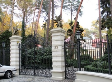 OGRODZENIA DWORKOWE,SŁUPKI,BETONOWE,SŁUP
