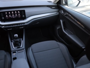 Skoda Octavia III Liftback Facelifting 1.5 TSI ACT 150KM 2020 Skoda Octavia 1.5 TSI, Salon Polska, zdjęcie 7