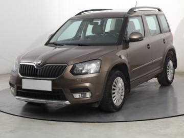 Skoda Yeti Outdoor 2.0 TDI 150KM 2015 Skoda Yeti 2.0 TDI, Salon Polska, 4X4, DSG, Navi, zdjęcie 1
