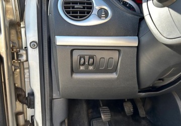 Renault Clio III Grandtour 1.5 dCi 86KM 2009 Renault Clio 1.5 dCi 86KM Gwarancja Zamiana Zarejestrowany 1.5 Diesel 86KM, zdjęcie 14