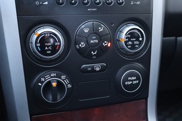 Suzuki Grand Vitara II SUV 1.9 DDiS 129KM 2006 Suzuki Grand Vitara 1.9 DDiS, Salon Polska, 4X4, zdjęcie 15