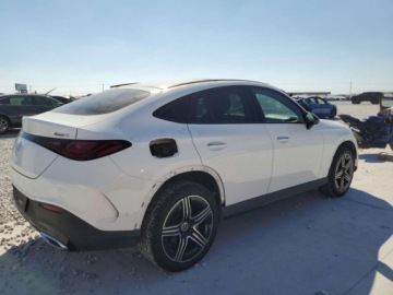 Mercedes GLC C254/X254 2024 Mercedes-Benz GLC Coupe 300, 2024r., 4x4, 2.0L 2.0 Benzyna 255KM, zdjęcie 2