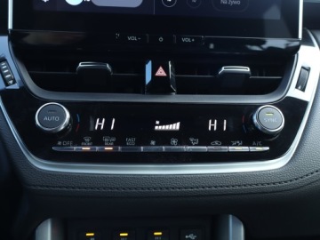 Toyota Corolla Verso AR10 2022 Toyota Corolla Cross 2.0 Hybrid 2WD, Salon Polska, zdjęcie 12