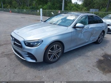 Mercedes Klasa E W213 2021 Mercedes-Benz Klasa E Mercedes-Benz E 350 2.0 Benzyna 255KM, zdjęcie 2