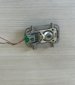 LAMPA POLSTROVÁNÍ OSVĚTLENÍ CITROEN C1 PEUGEOT 107