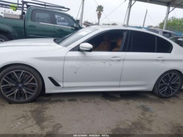 BMW Seria 5 G30-G31 2021 BMW Seria 5 540i 2021 3.0l 3.0 Benzyna 335KM, zdjęcie 2