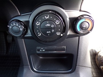 Ford Fiesta VII Hatchback 3d Facelifting 1.6 TDCi 95KM 2014 FORD FIEST 1.6 TDCI Z NIEMIEC ZAMIANA, zdjęcie 11