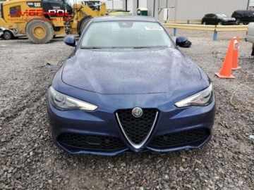 Alfa Romeo Giulia II 2018 Alfa Romeo Giulia 2018 Alfa Romeo Giulia Ti Sport RWD 2.0 Benzyna 280KM, zdjęcie 2