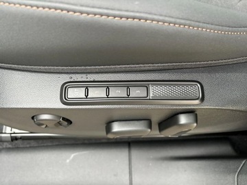 Cupra Terramar SUV 2.0 TSI 265KM 2024 Cupra Terramar 2.0 TSI VZ 265 KM 7-biegowa automat, zdjęcie 21