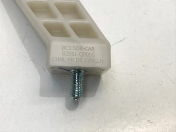 HYUNDAI I20 III N-LINE 2022 НАПРАВЛЯЮЩАЯ ОКНА ДВЕРИ ЛЕВАЯ ПЕРЕДНЯЯ 82551-Q0000