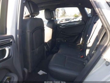 Porsche Macan 2022 Porsche Macan 2022 2.0L 2.0 Benzyna 261KM, zdjęcie 15