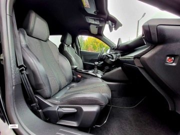 Peugeot 2008 II SUV 1.2 PureTech 130KM 2023 Peugeot 2008 GT LINE ,tylko 49000km, bardzo ladny, GWARANCJA 1.2, zdjęcie 7