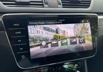 Skoda Superb III Kombi Facelifting 2.0 TDI SCR 200KM 2022 Skoda Superb Sportline 2.0TDI Hak, Matrix, Dach Panoramiczny, DCC, ACC Amb, zdjęcie 21