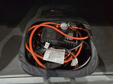 Peugeot 3008 II Plug-In Hybrid Facelifting 1.6 HYBRID 225KM 2022 Peugeot 3008 1.6 Hybrid Plug-in 225 KM Allure EAT8 Gwarancja Dealer 1.6, zdjęcie 9