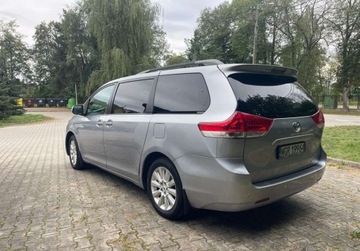 Toyota Sienna III 3.5 V6 266KM 2012 Toyota Sienna 3.5 BLPG 266Ps 4x4 Automat Navi 7 foteli Kamera Bezwypadkowa, zdjęcie 2