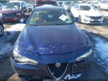 Alfa Romeo Giulia II Sedan 2.0 TBi 280KM 2018 Alfa Romeo Giulia 2018 r., 2,0L TI SPORT AWD 2.0 Benzyna 280KM, zdjęcie 1