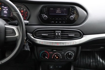 Fiat Tipo II Sedan 1.4 95KM 2019 Fiat Tipo 1.4 16V, Salon Polska, 1. Właściciel, zdjęcie 12
