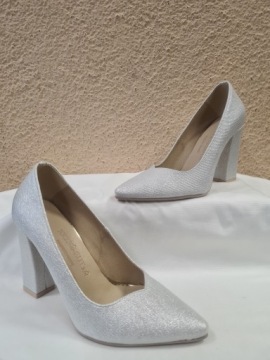 СЕРЕБРЯНЫЕ НАСОСЫ LEYD НА ШЕСТЕ KRZYŚ-BUT Р.40